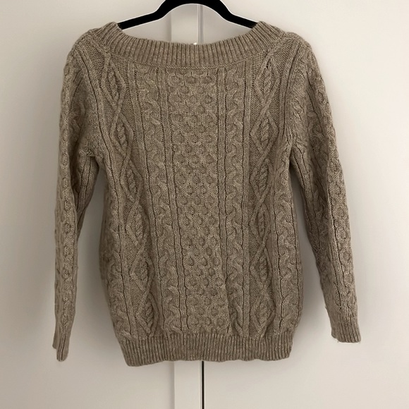 Club Monaco sweater size S - Picture 2 of 2